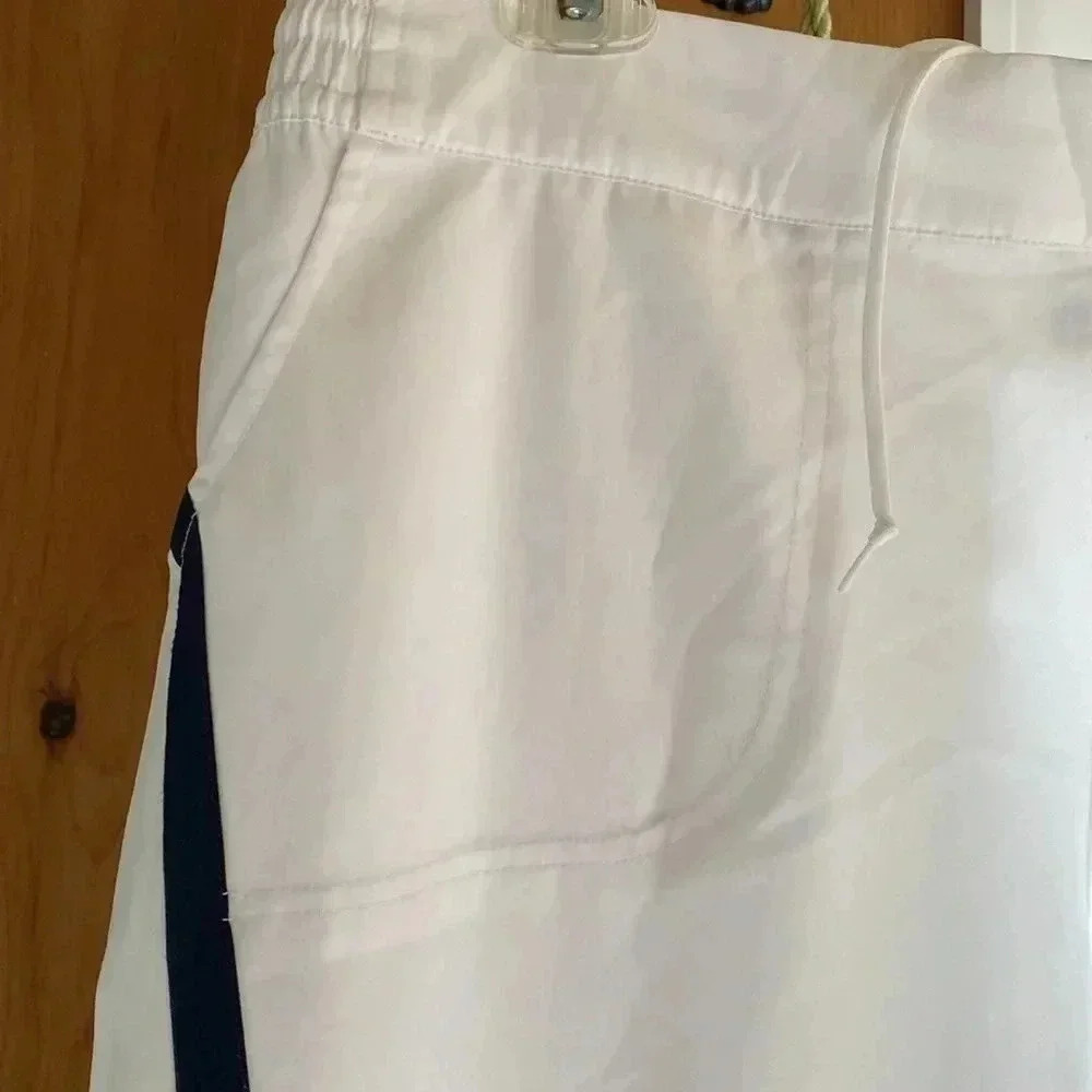 Nike women wide leg crop athletic pants- white with blue stripe - xl 16/18 - Picture 2 of 6